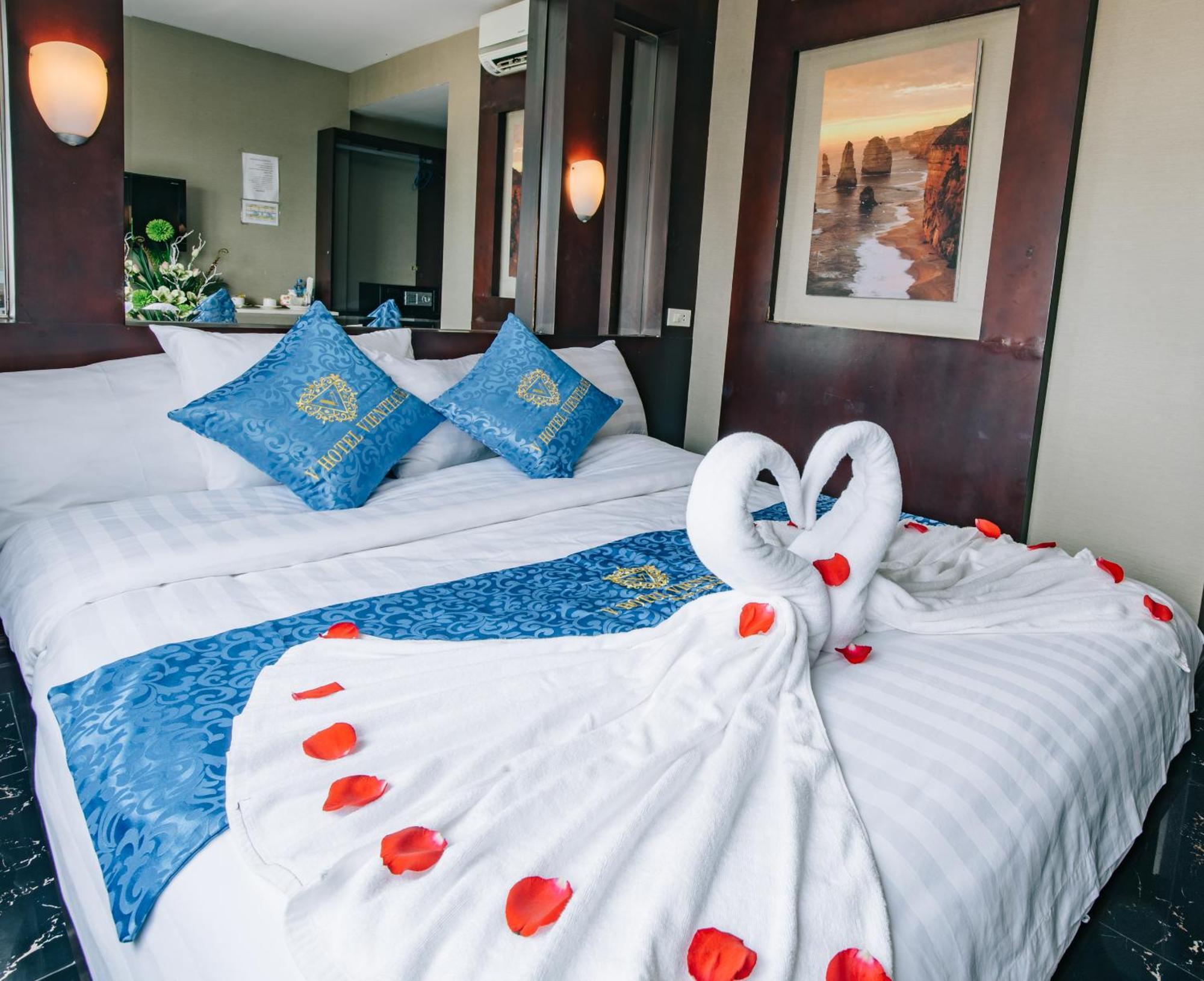 V Hotel Vientiane Pokoj fotografie